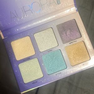 Anastasia aurora highlight palette